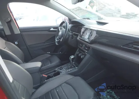 2022 Volkswagen Taos 1.5T Sel z USA, uszkodzony, nr VIN 3VV2X7B2XNM088833